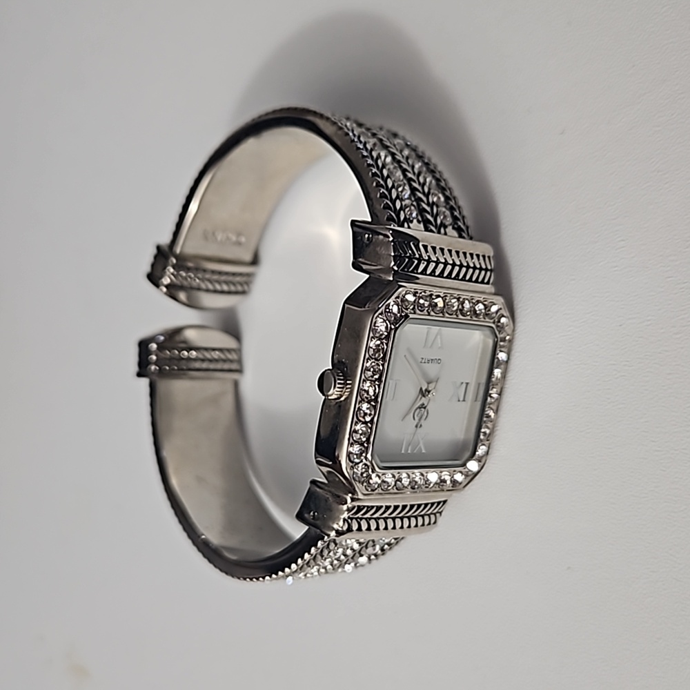 Premier Watch - Picture 3 of 3